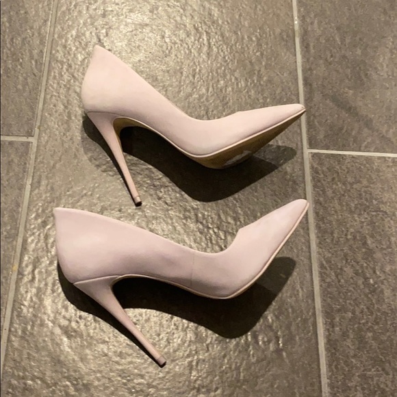 Shoes, Aldo light purple pumps. They are gorgeous - Picture 5 of 6